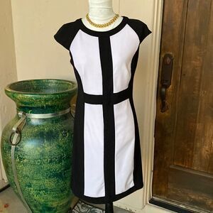 Classic black and white ,cap sleeves, zipper back dress size 6